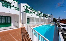 Beautiful Spacious 1-Bed Apartment With Aircon