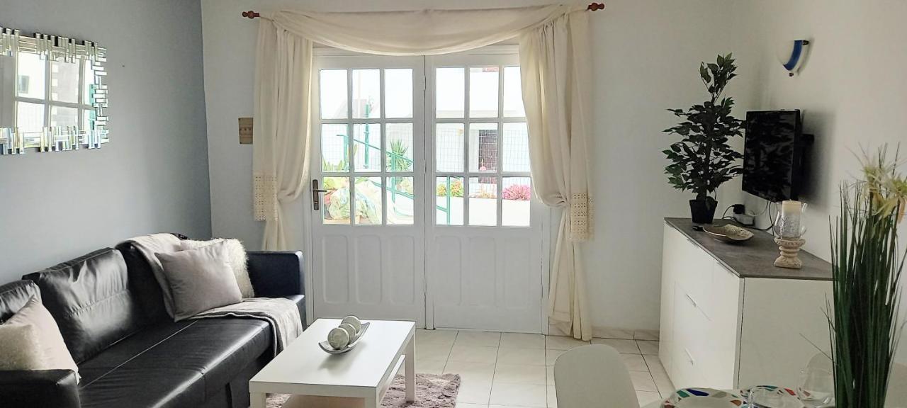 Beautiful Spacious 1-Bed Apartment With Aircon Puerto del Carmen  Exterior photo